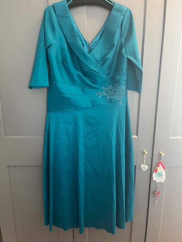 Gorgeous green ispirato - gorgeous, dress