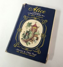 ALICE IN WONDERLAND LOOKING