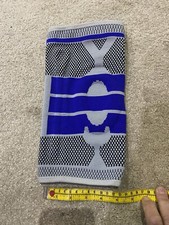 1 X Knee Support Sports / Injury Elasticated