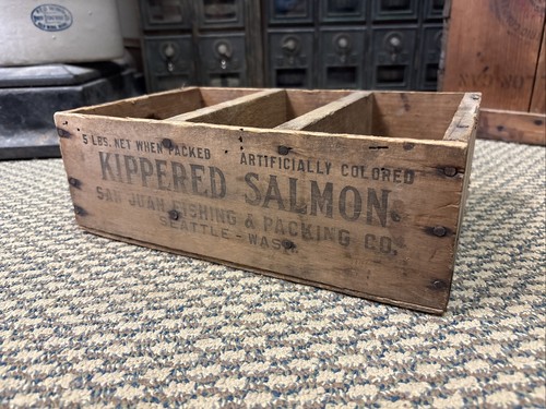 Vintage wooden salmon crate - wooden,