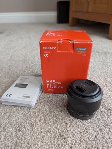 Sony 35mm oss prime af - e, f/1.8