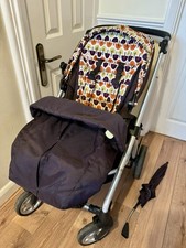 Mamas & Papas Sola Stroller Pushchair . 2-Way Seat . Metal frame . Footmuff etc 