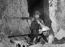 Nine Men 1943 Starring Gordon