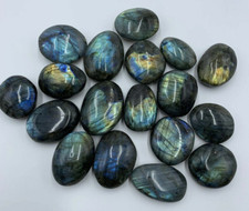 1 x Labradorite Palm Stone