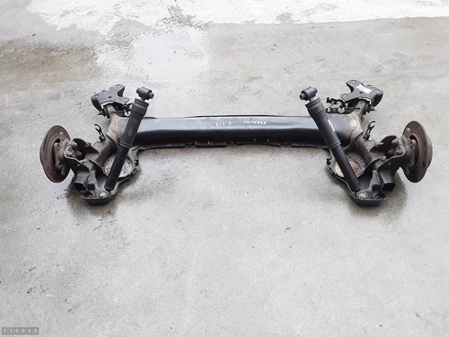 2014 renault megane rear - renault, axle