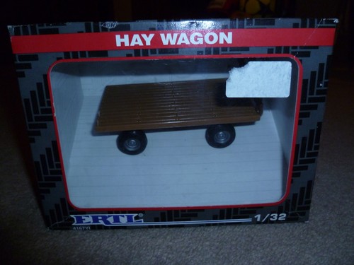 Britains farm ertl - farm, hay