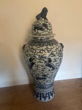 chinese porcelain blue and white large palace size vase