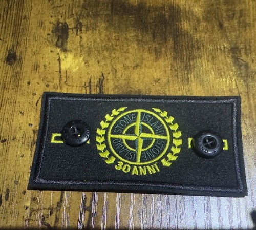Stone island anni badge - island,
