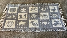 Blue and white tapestry - blue,