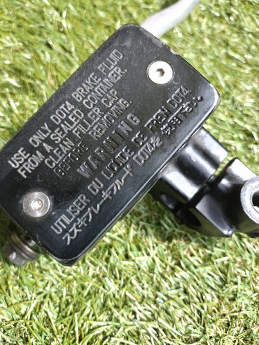 Suzuki 125 front brake - front,