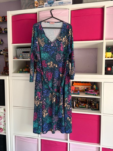 Ladies patterned dress size - ladies,