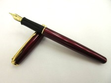 Parker Sonnet Red Fountain Pen