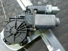 135090221 rear power window rh