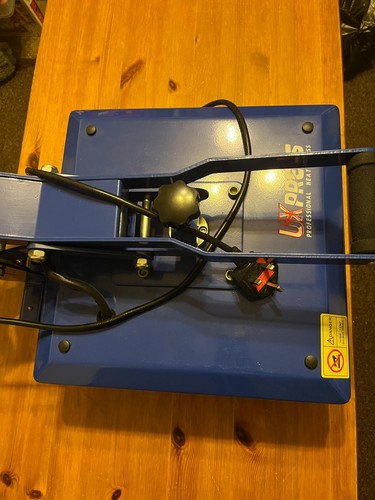 Bundle heat press - a,