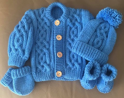 Babies aran knitting pattern - babies,