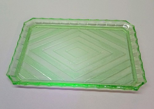 Green glass vanity - green,