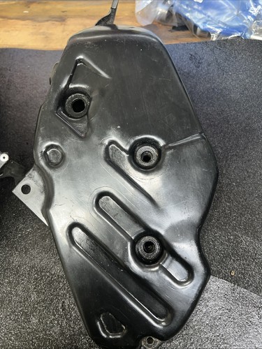 Yamaha rd500lc airbox - yamaha,