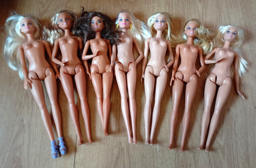 Bundle barbie dolls - bundle, of