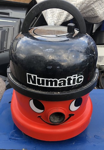 Numatic henry hoover - henry,