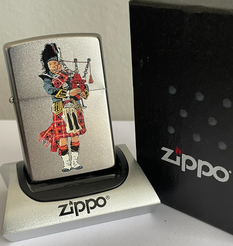 New zippo lighter - zippo,