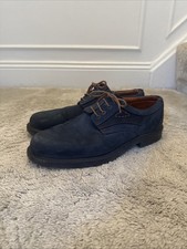 Trickers International Men's