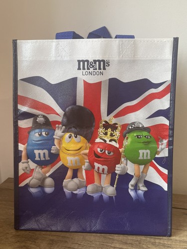 Store london small - m&m’s,