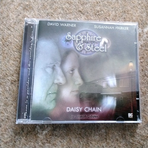 Sapphire steel daisy chain - &,