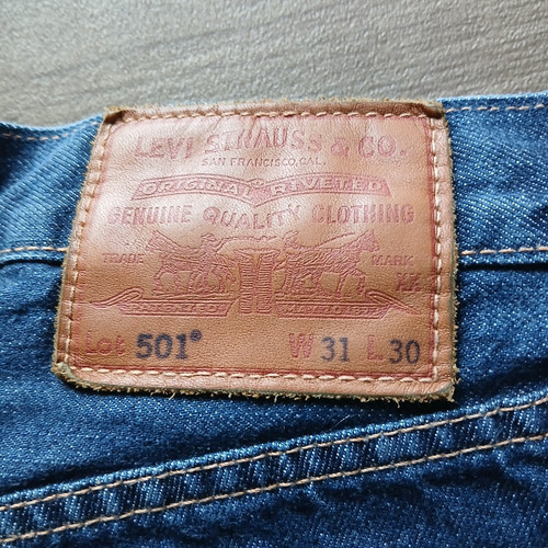 Levis 501 light blue jeans - levis,