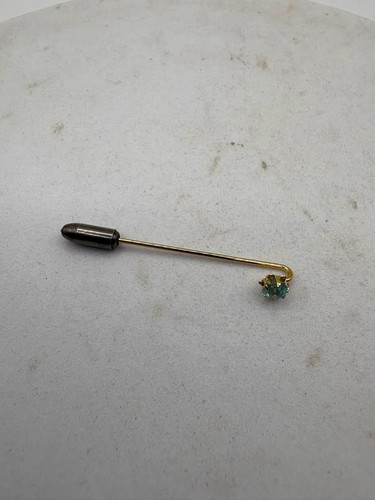 Stick pin with small - stick,