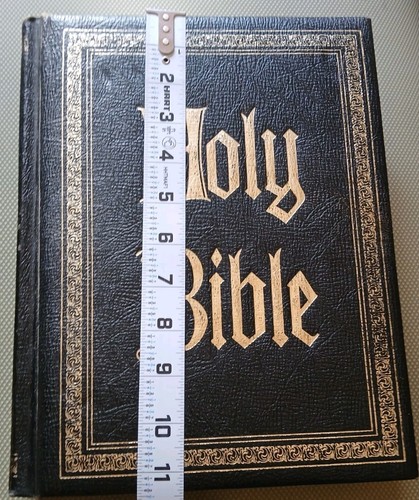 Omega holy bible 1971 - holy,