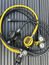 Apeks XTX 200 Scuba Regulators with XTX 40 Octo, Triple Gauge