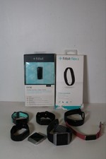 Fitbit Bundle Charge, Flex 2 Etc - Mix Of Working And Untested
