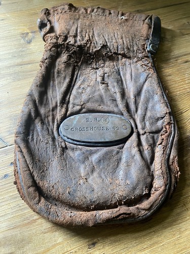 Antique railway leather - leather, cash
