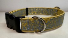 Adjustable Dog collar hand