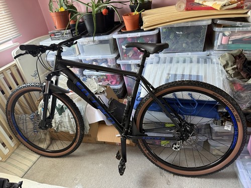 Carrera hellcat mountain bike - carrera,