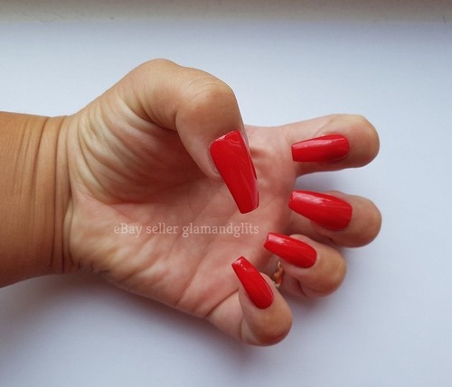 False nails bright red gel - nails,