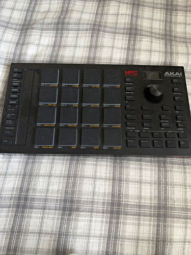 Akai professional mpc - akai,