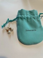 Tiffany & Co. Pearl 7.0mm 18k Yellow Gold Stud Earrings with Tiffany Storage bag