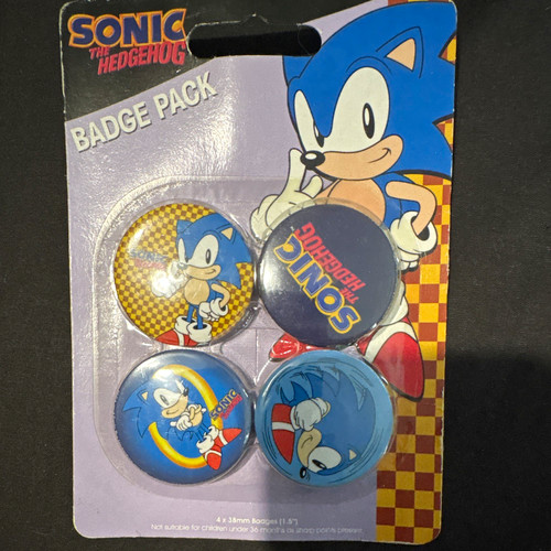 Sonic the hedgehog badge - sonic, pin