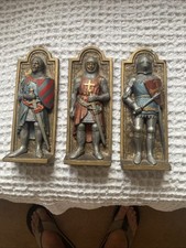 Marcus Medieval Vintage Wall