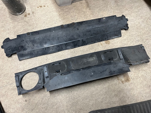 Porsche 944 front air - 944,