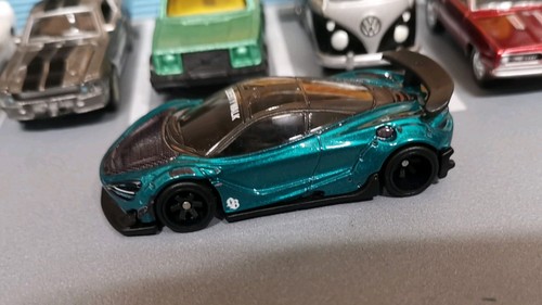 Hot wheels premiums mclaren - wheels,