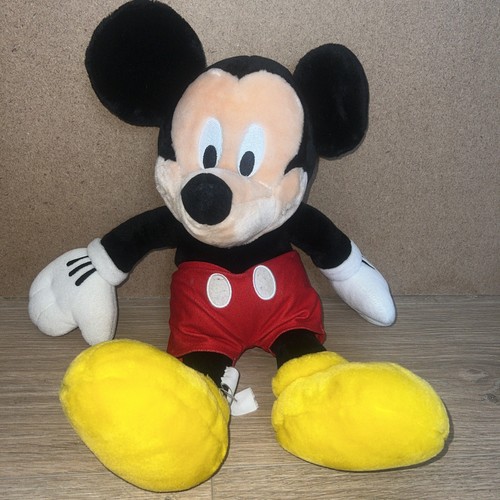 Mickey mouse plush medium - mickey,