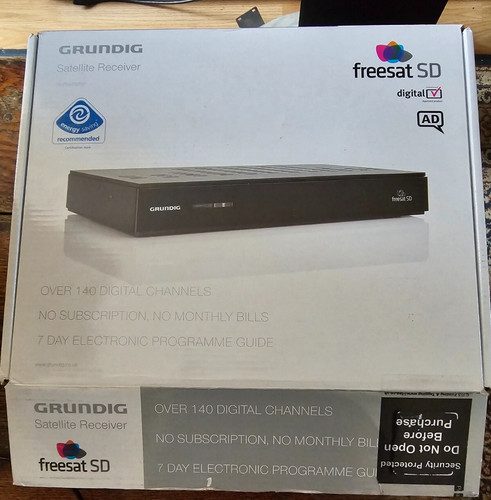 Grundig freesat freeview - grundig,