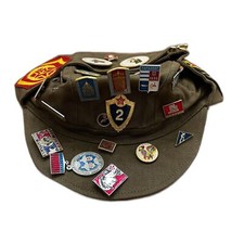 VINTAGE USSR RUSSIAN COLLECTIBLE MILITARY POLITICAL MEMORABILIA FAR HAT W. PINS