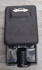Hyundai Coupe 2003 bonnet pull
