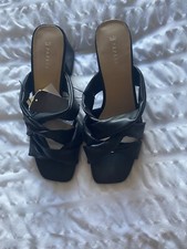 ladies black sandals size 6