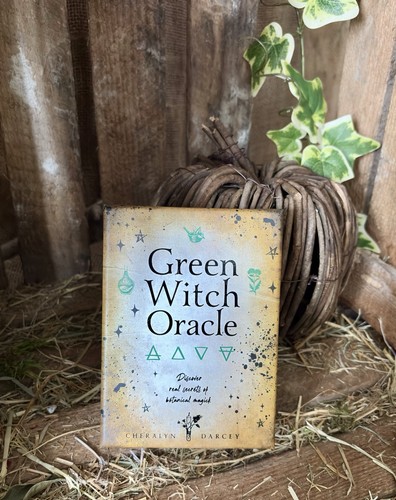 Green witch oracle - witch, (2021)