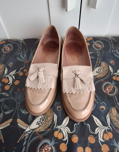Russell bromley chester - russell, &