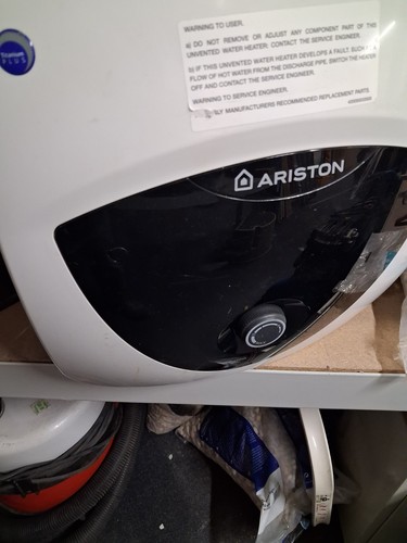 Ariston warer heater - warer,